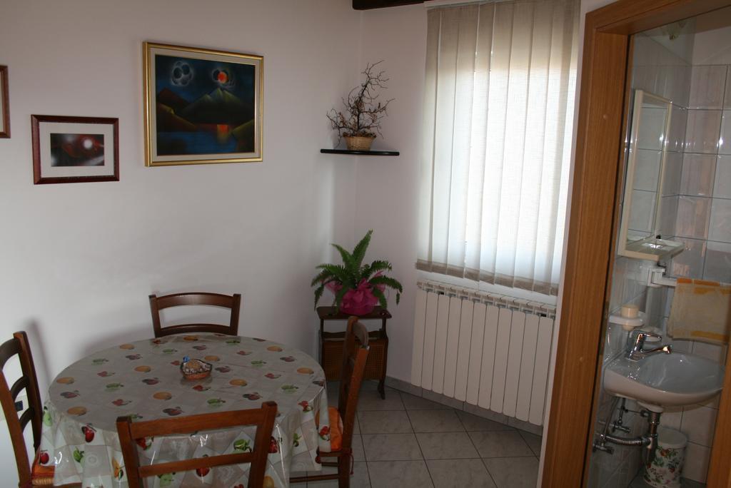 Apartment Pokrajac Rovinjsko Selo Chambre photo