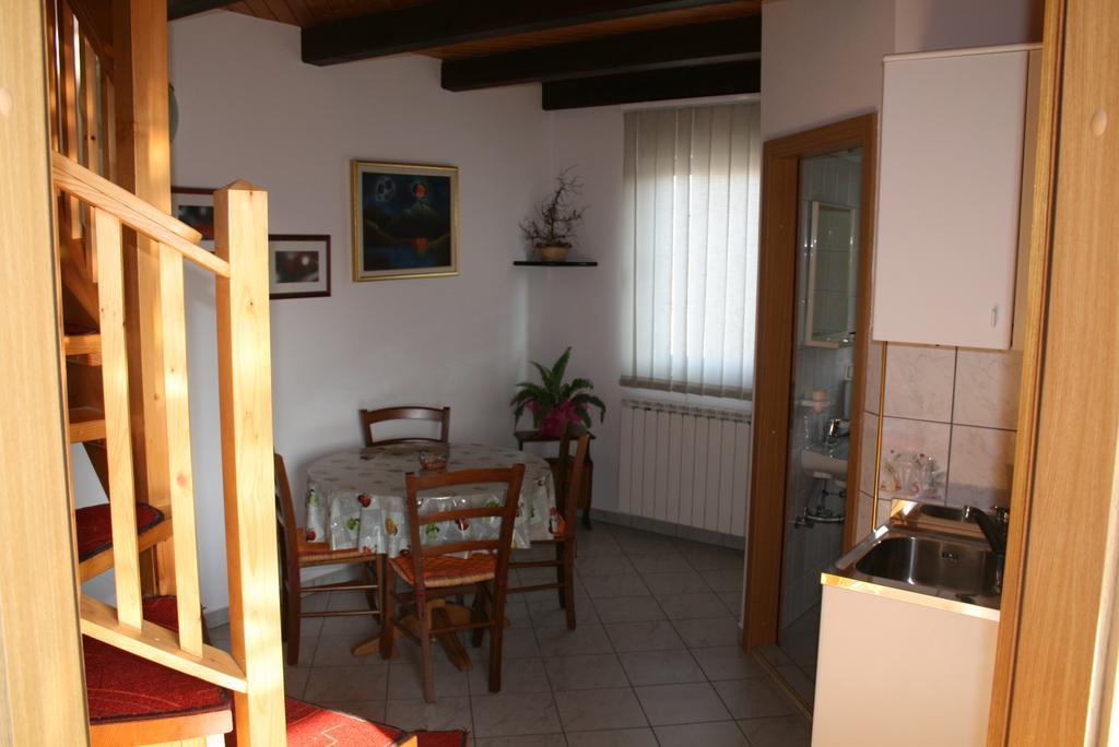 Apartment Pokrajac Rovinjsko Selo Chambre photo